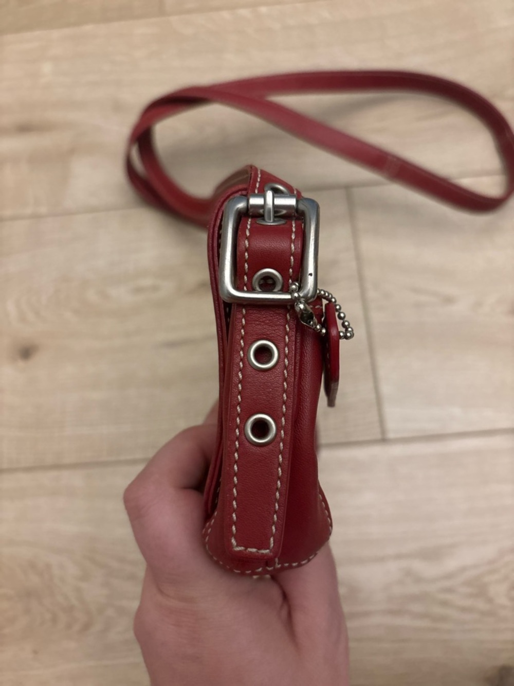 Y2K Coach Mini Legacy Shoulder Bag in Burgundy Red Leather Coach Vintage - Picture 11 of 15
